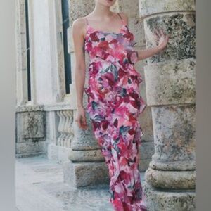 Dynamite V-Neck Ruffle Maxi